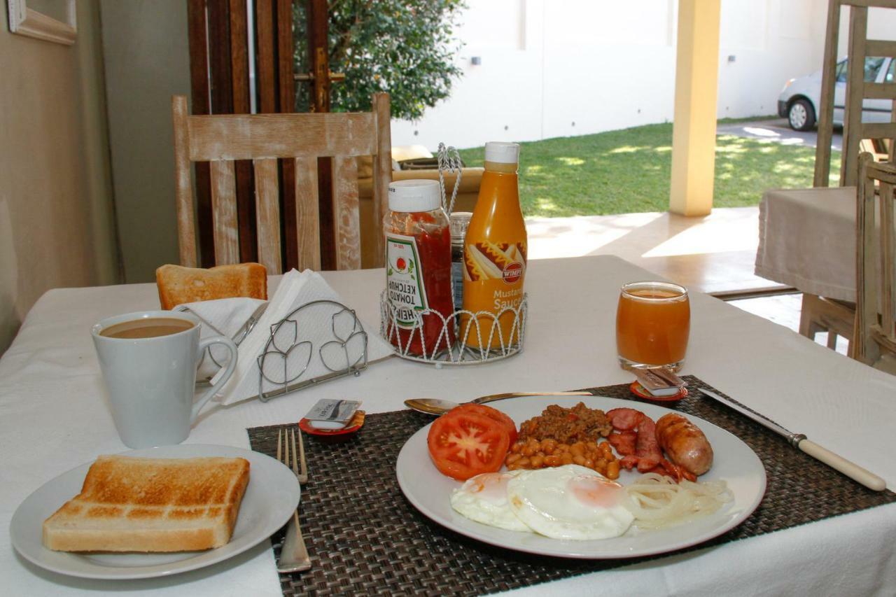 Coweys Corner Bed & Breakfast Durban Exterior foto