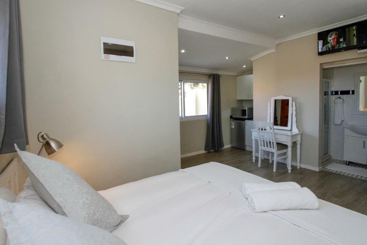 Coweys Corner Bed & Breakfast Durban Exterior foto